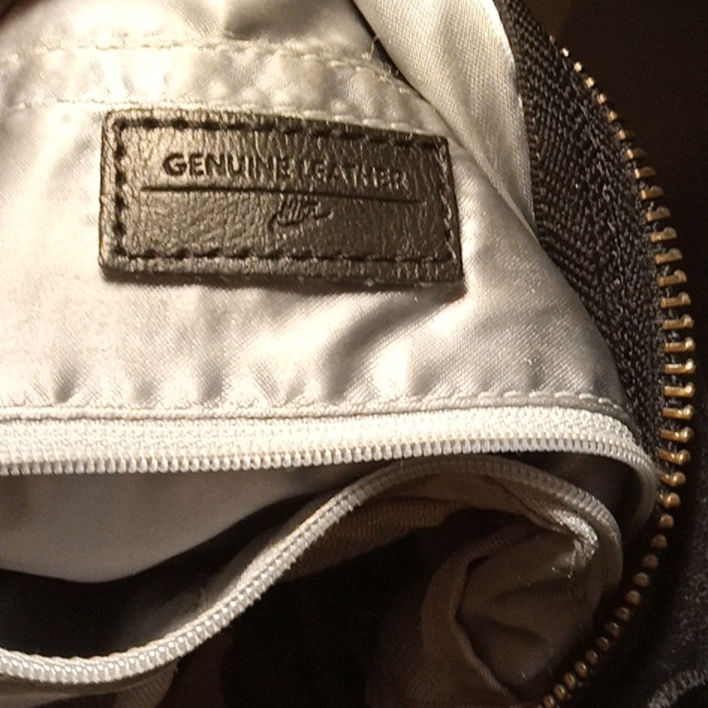 Nike Pocketbook or gym bag - Picture 8 of 9